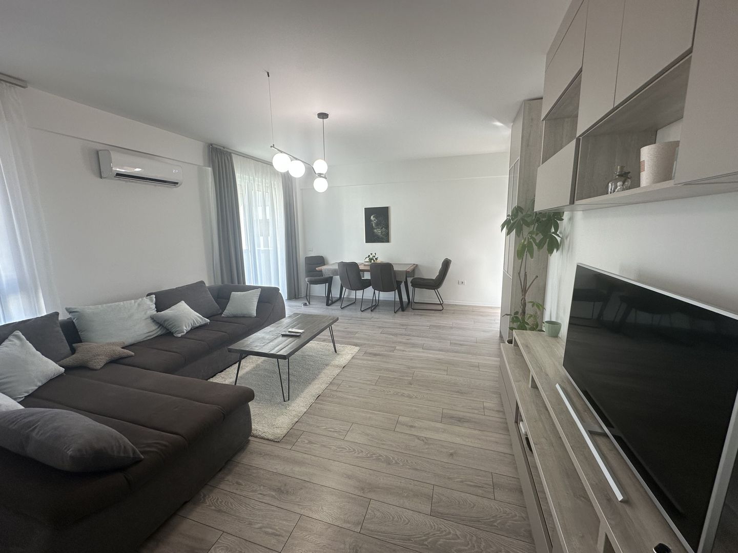 Apart. cu 2 camere, parcare subterana , Aradului - Poză 12