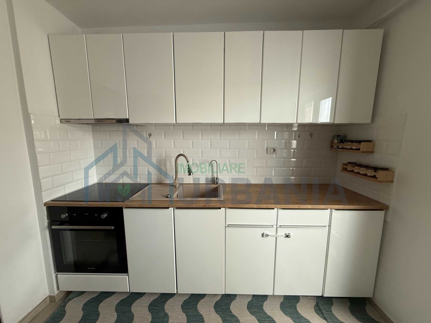 Apartament 3 camere decomandat, zona Nicolina, str. Orientului - Poză 3