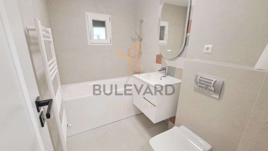 Apartament 3 camere zona Piata Cipariu! Renovat! - Poză 2