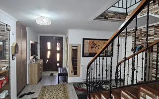 Casă cu piscină și garaj, teren 775 mp – Valea Borcutului - Poză 18