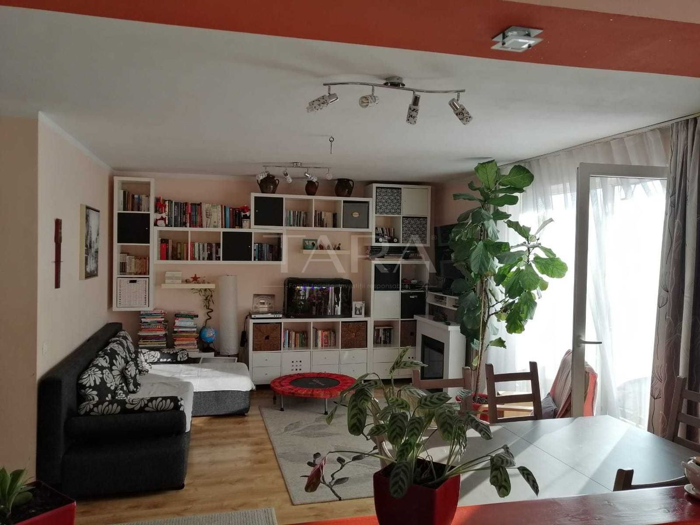 Apartament 3 camere – Zona Luxor, Florești - Poză 2