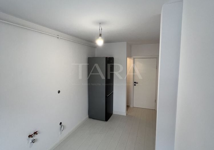 Apartament premium 2 camere bucătărie separată, parcare inclusă. - Poză 1