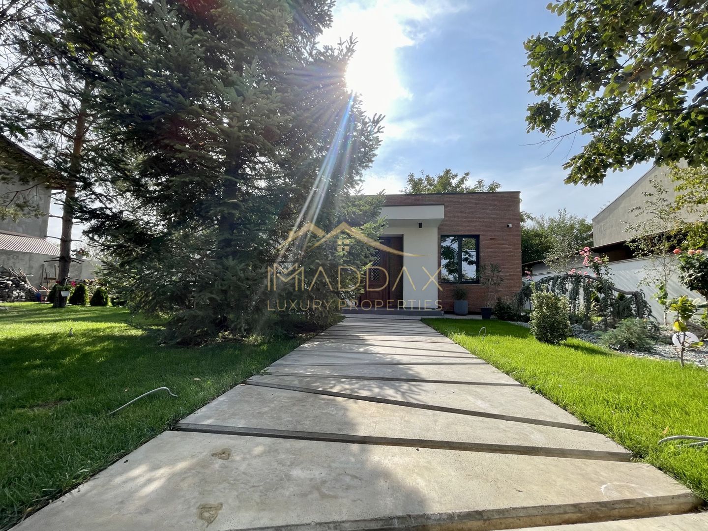 Vila cu 5 camere // * 565 mp gradina* // Tunari - Poză 67