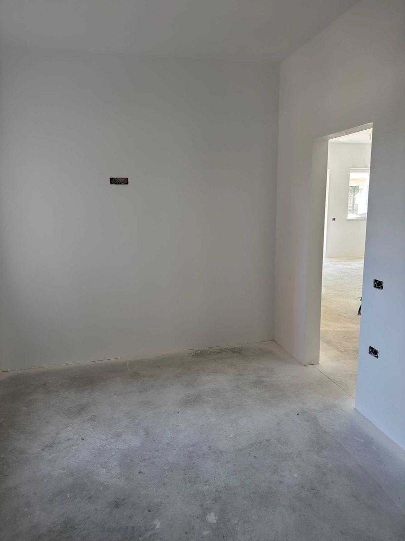 BRASADAS vinde ap 3 cam semi-finisate 1,2,3 camere NOI. - Poză 3