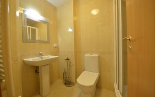 Apartament cu 3 camere în zona Basarab - Poză 12