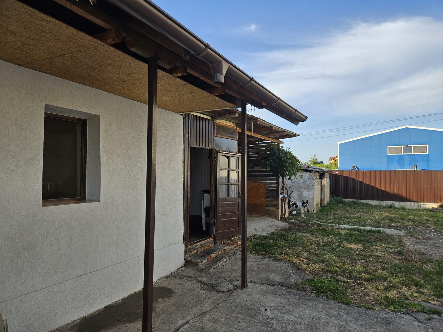 Vanzare casa Albota la intrare - Poză 2