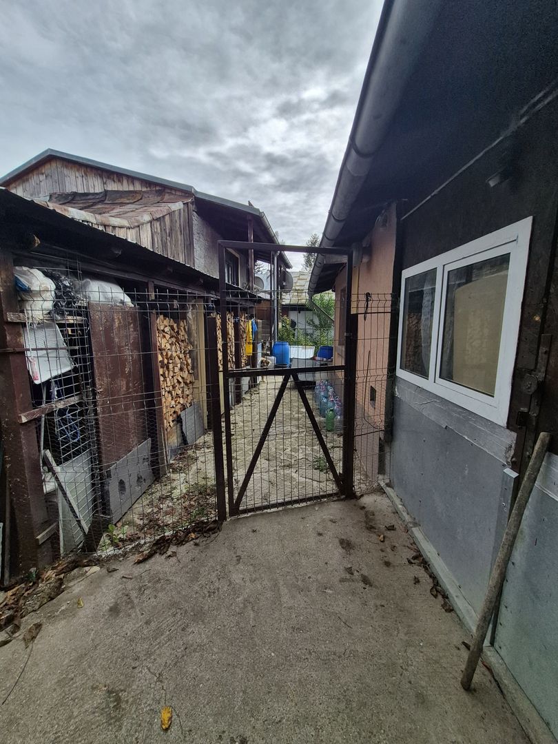 Vila 4 camere + teren 818 mp central Provita de Sus (lângă școală) - Poză 36