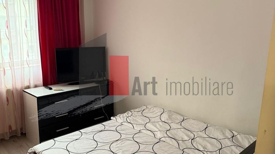 Apartament 2 camere Moinesti - Poză 4