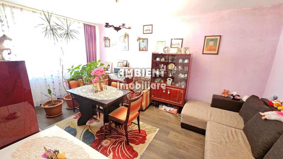Apartament 3 camere, decomandat, zona FEROVIARI; - Poză 1