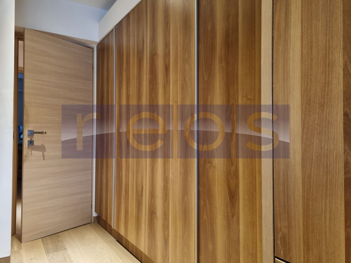 VANZARE 3 CAMERE SEMIDECOMANDAT - Mall Vitan - Poză 10