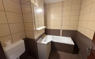 Apartament cu 3 camere decomandat 72 M² cu balcon și pivniță - Poză 18