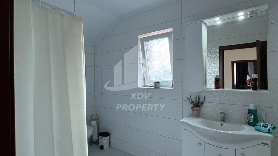 Casa moderna, mobilata complet  Sibiu - Poză 24