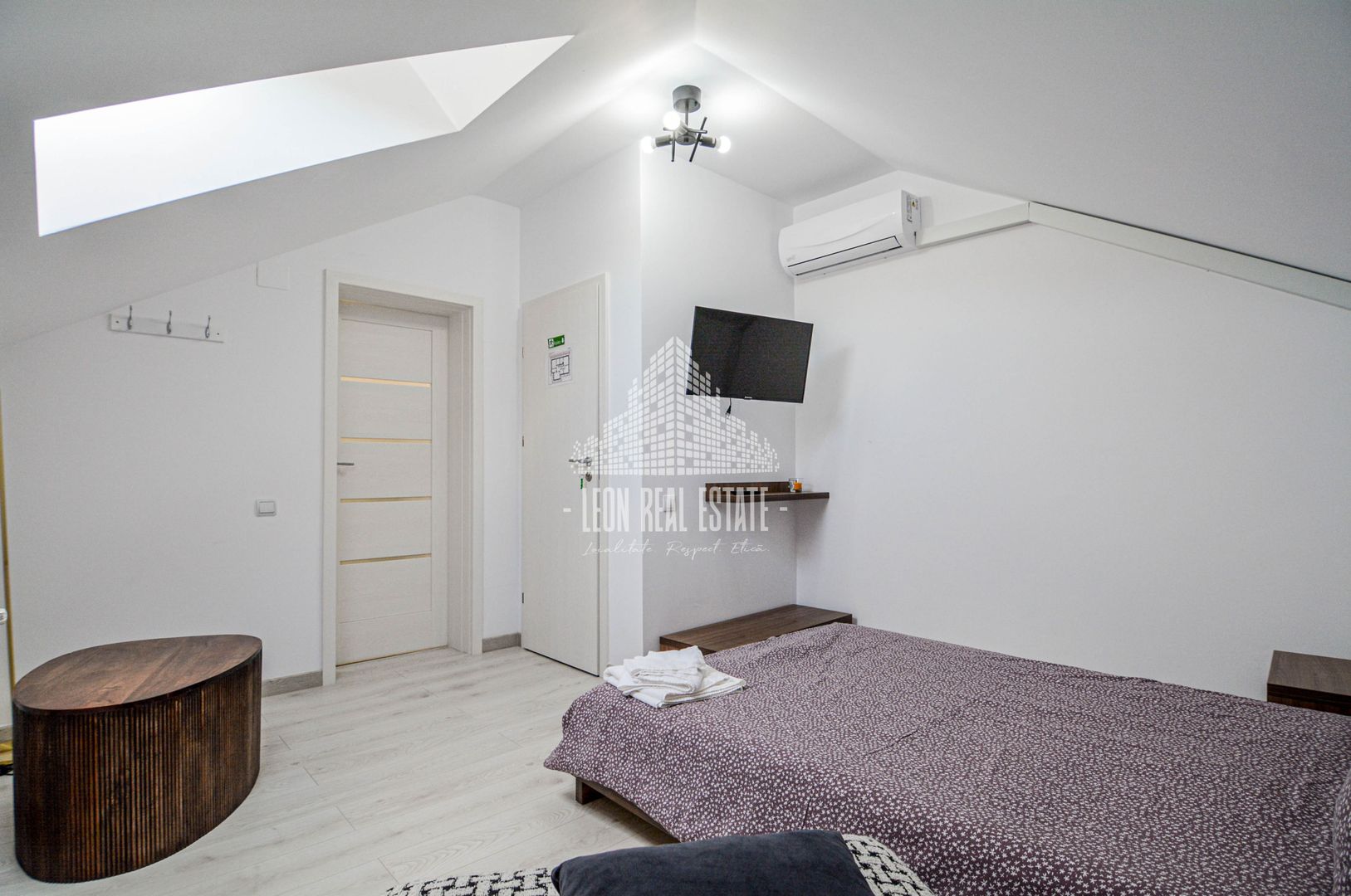 Penisune - Afacere la cheie 9 camere de vanzare la 20km de Cluj-Napoca - Poză 60
