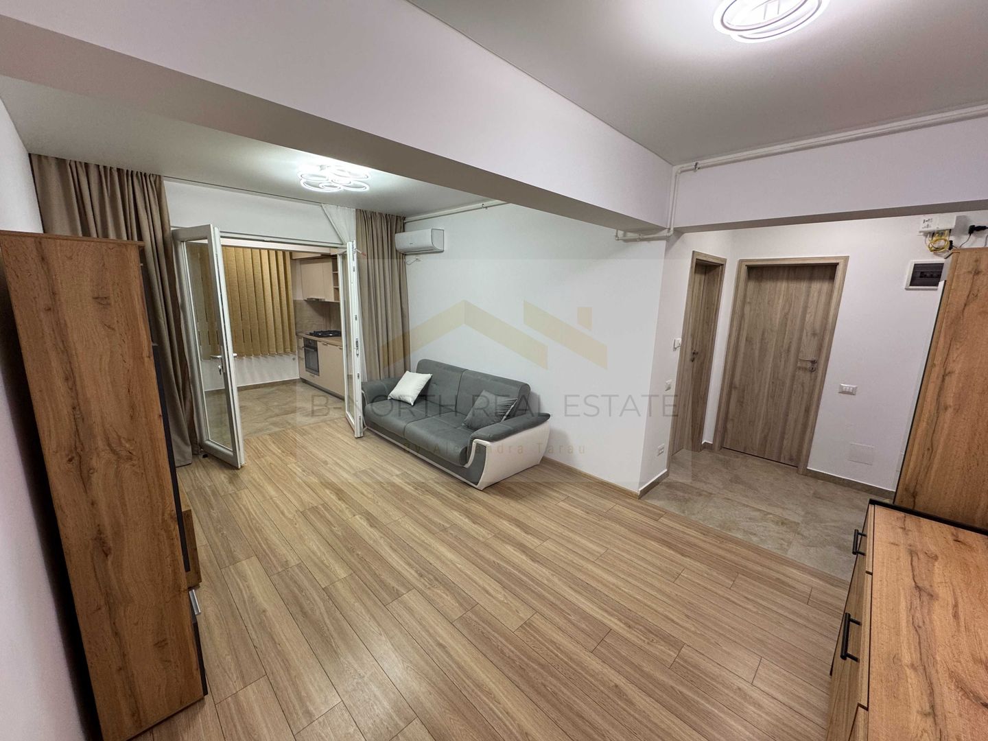 Apartament 2 camere Premium | Prima închiriere | Loc de parcare inclus - Poză 4