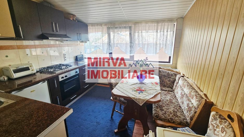 🏡 Casă spațioasă cu 9 camere în Strejnicu – pentru locuință, birouri - Poză 66