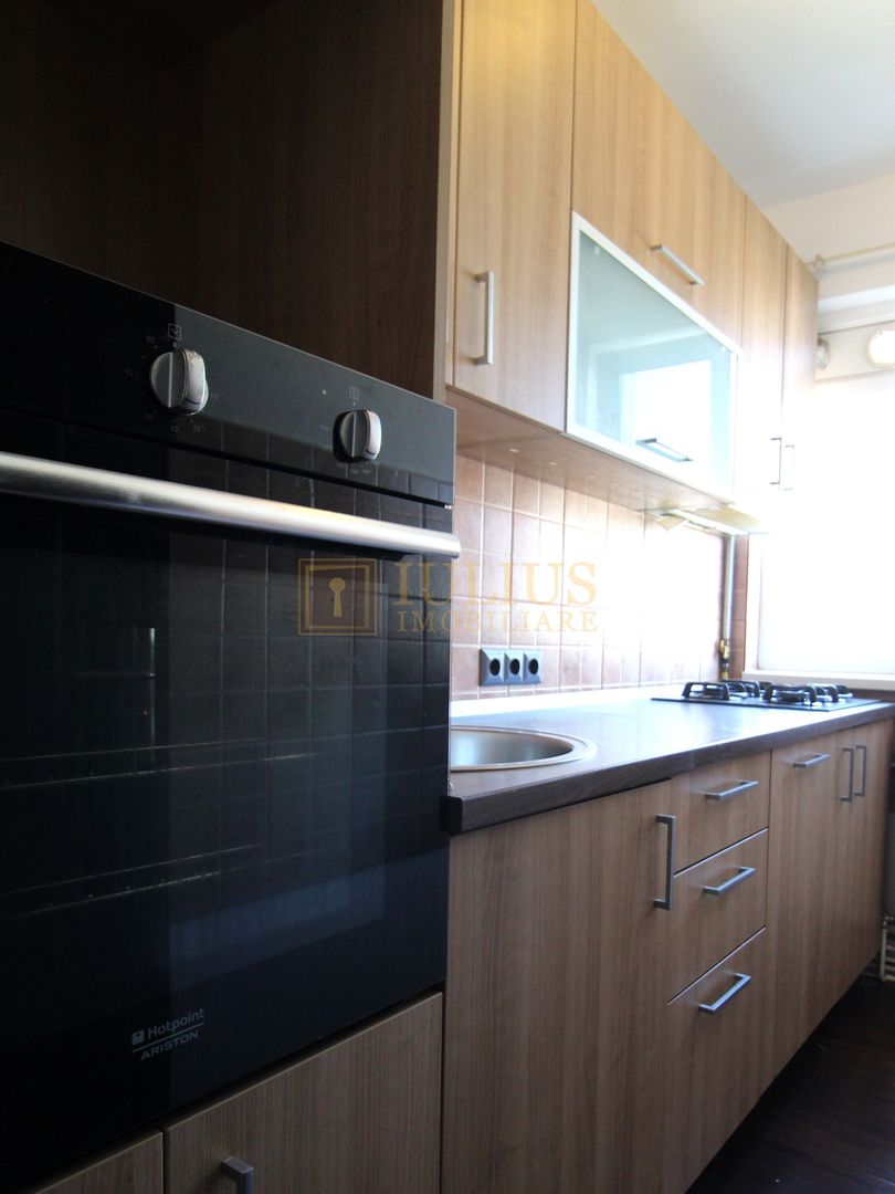 2 camere, centrala proprie, aer conditionat. - Poză 2