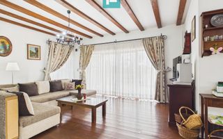 Casă rustică deosebită cu 1450 mp teren - Poză 13