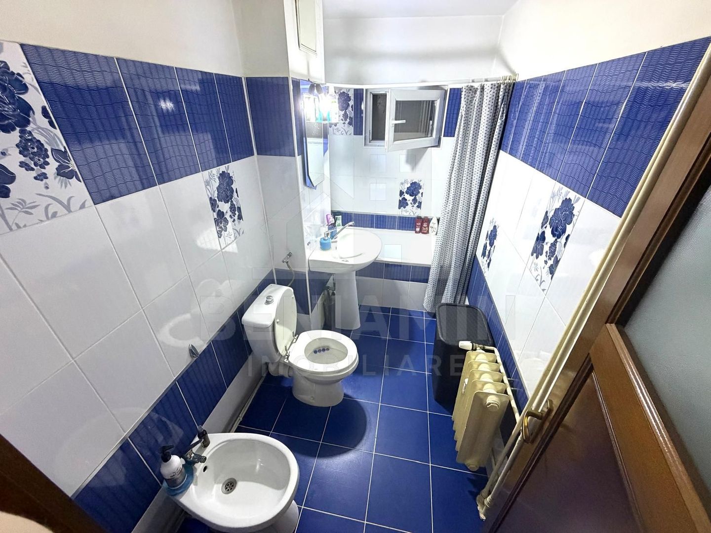 Apartament 3 camere Rovine Profi Etaj 1 66mp teava de gaze - Poză 7