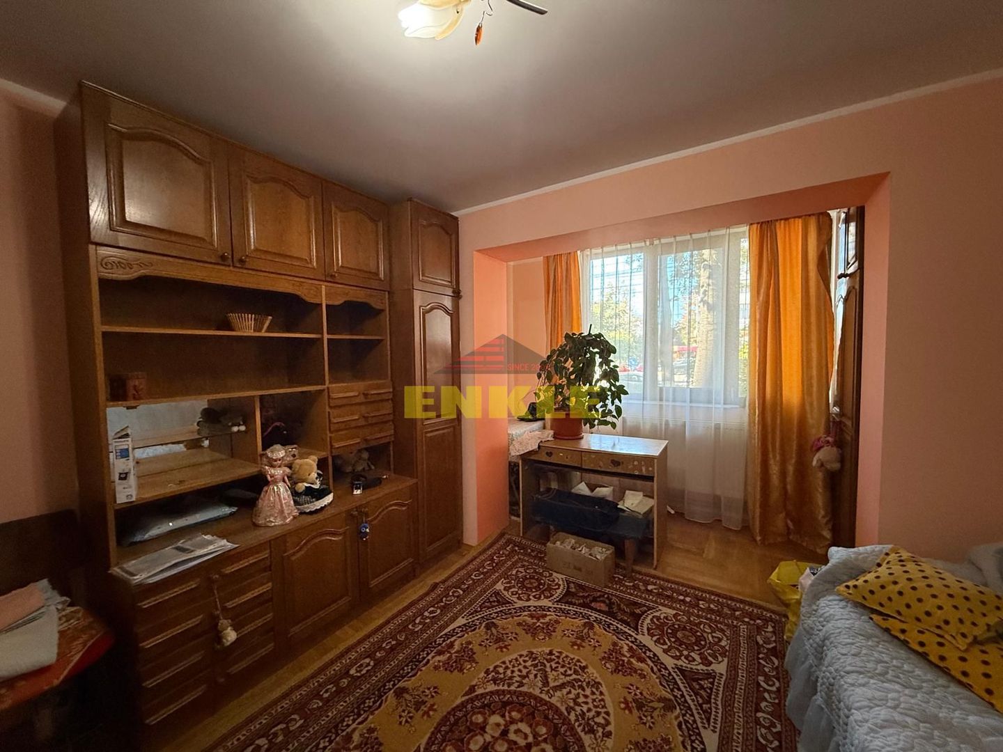De vânzare apartament cu  3 camere, decomandat, zona Primaverii - Poză 4