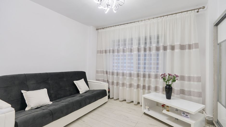 Garsonieră decomandată - Complet renovată -  Parter – Prundu - Poză 1