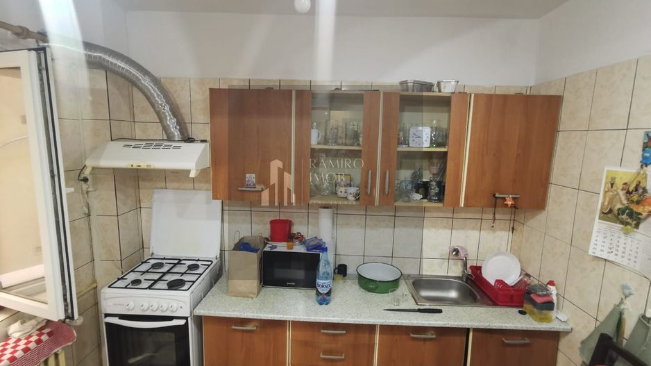 Apartament 3 camere decomandat Rahova - Poză 3