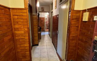 Apartament 4 camere I Central- Spitalul Județean I Etaj 1 I Decomandat - Poză 1