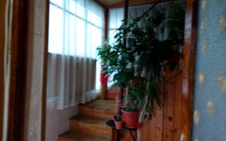 Apartament cu 3 camere de vânzare în zona ultracentrală - Poză 1