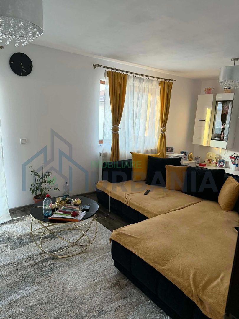 Apartament de vânzare - Poză 2