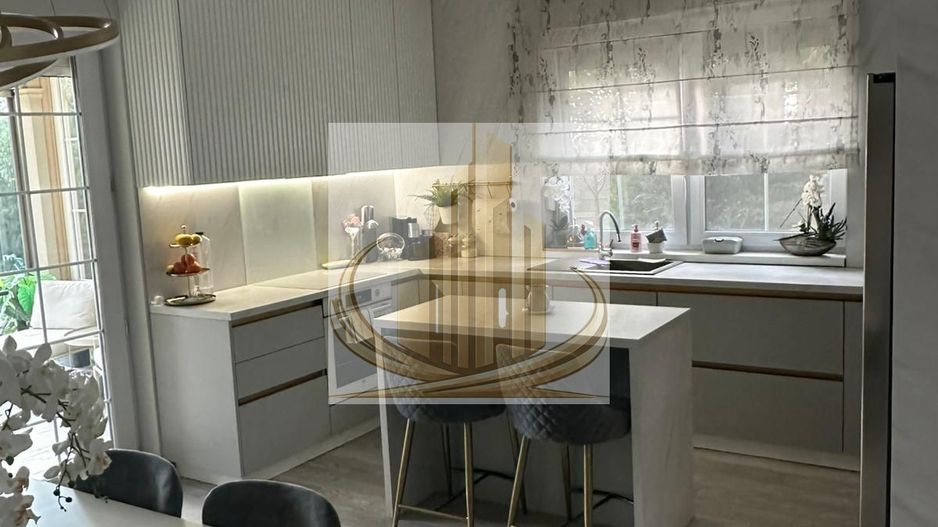 Casa in stil mediteranean, ultrafinisată 5 camere, 3 bai + curte. - Poză 21