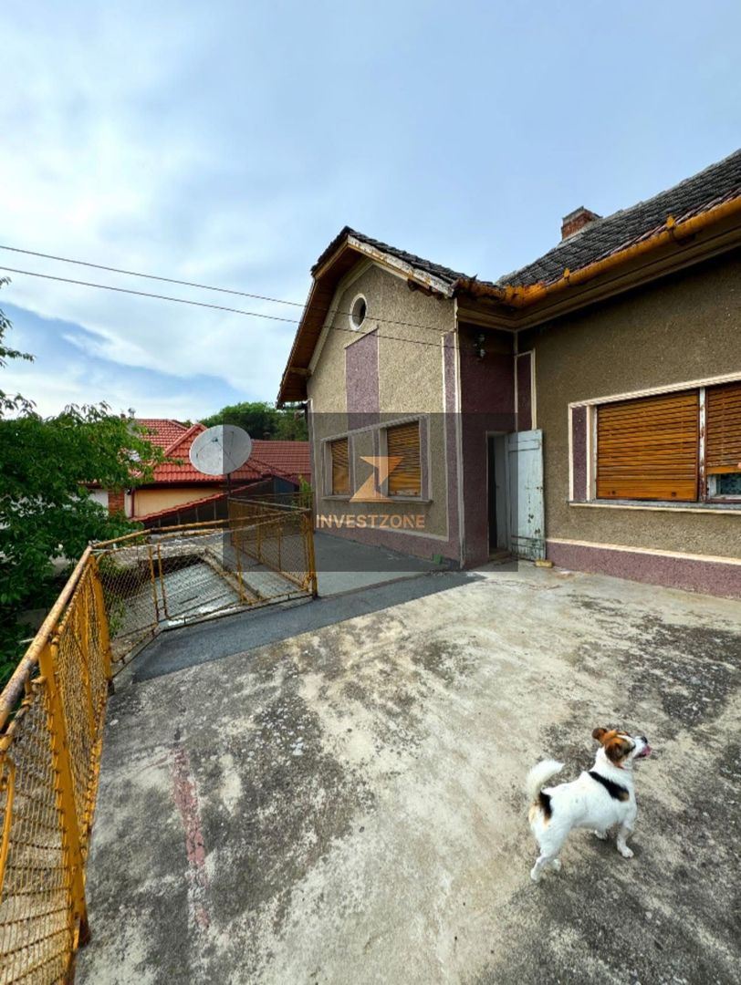 Teren 1000 mp și casă lângă Aquapark ul Nymphaea din Oradea - Poză 10