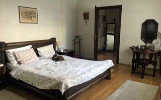 Vila - 6 camere - Victoriei - Poză 4