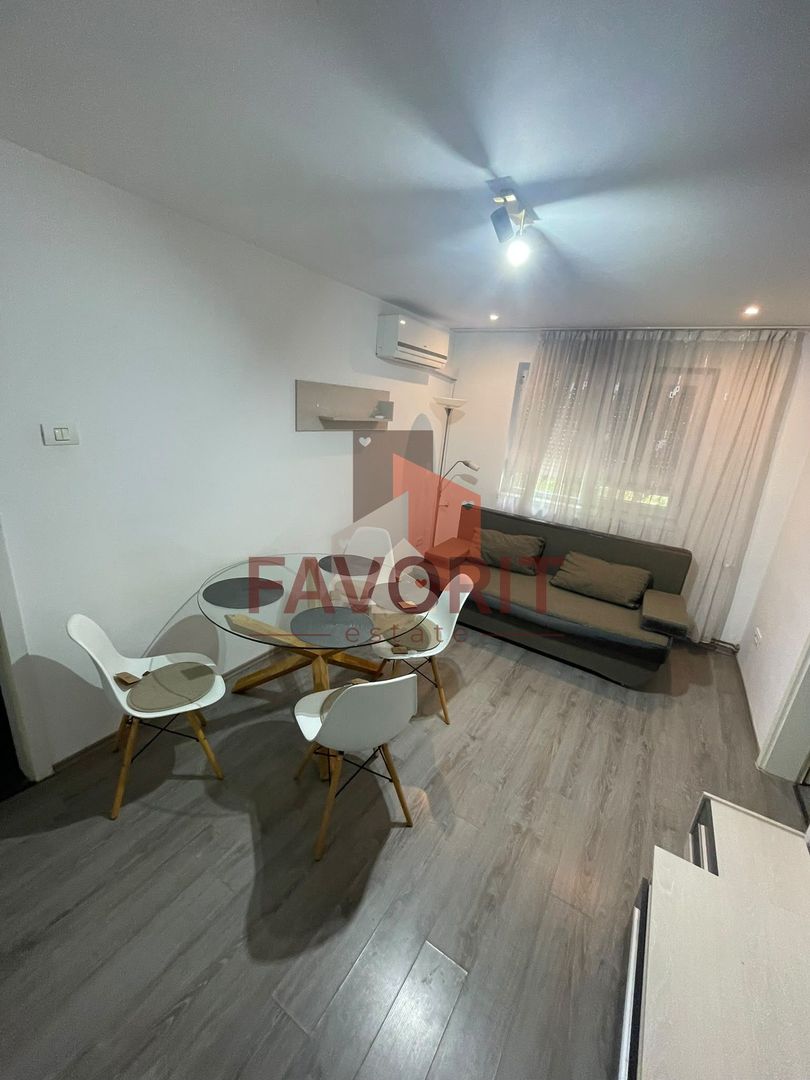 2 camere | zona centrala | mobilat | loc de parcare | centrala proprie - Poză 4