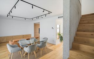 Vila cu 4 camere mobilata complet in Amber Forest - Poză 3