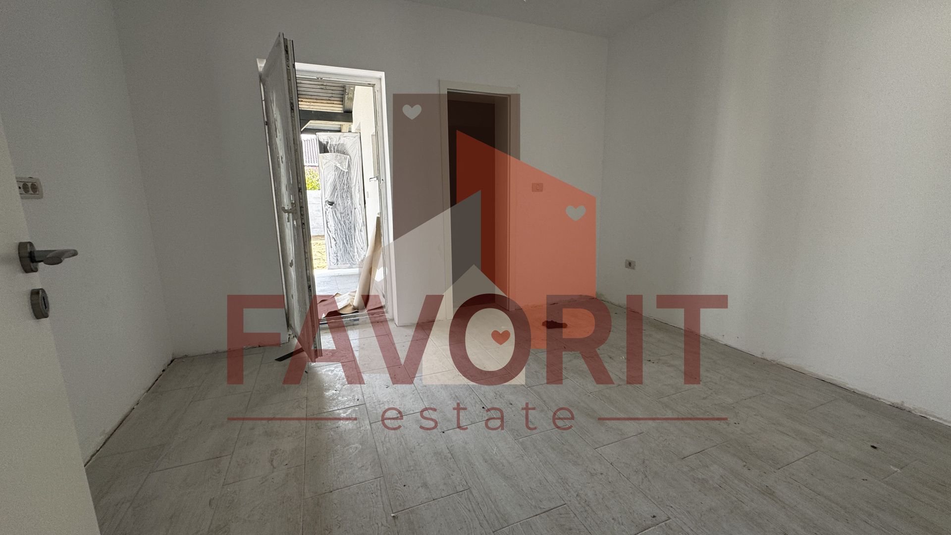 Duplex pe Parter | Pozitie excelenta | Toate utilitatile | 100m pana la asfalt - Poză 8