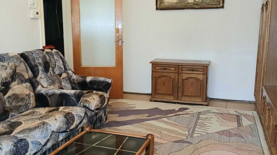 Apartament 3 camere zona Trapezului - Str. Prevederii - Poză 1