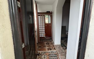 Casă cu garaj – str. Mărășești - Poză 3