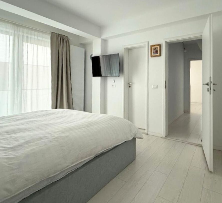 Vânzare duplex luminos 4 camere cu grădină Bucureștii Noi Străulești - Poză 7