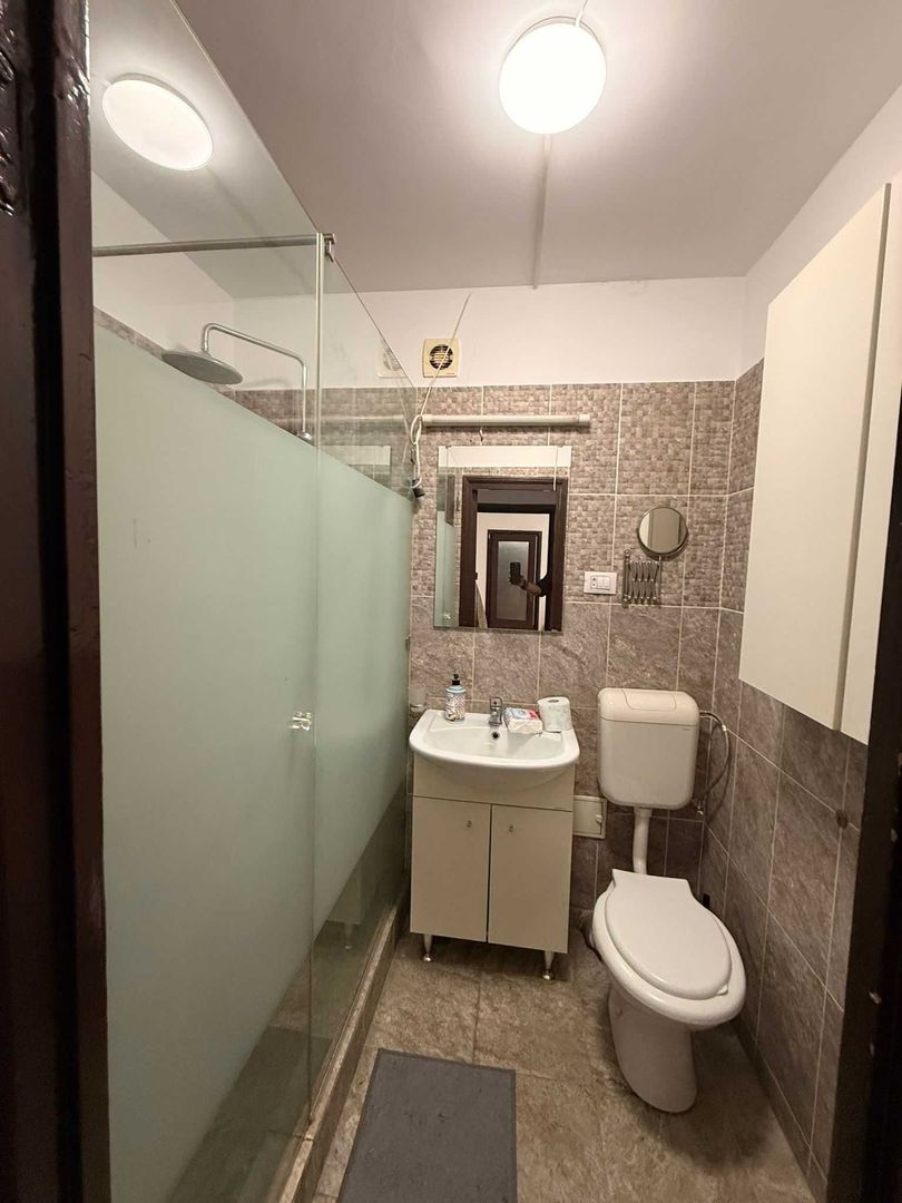 De vanzare Apartament 3 camere Drumul Taberei - Poză 8