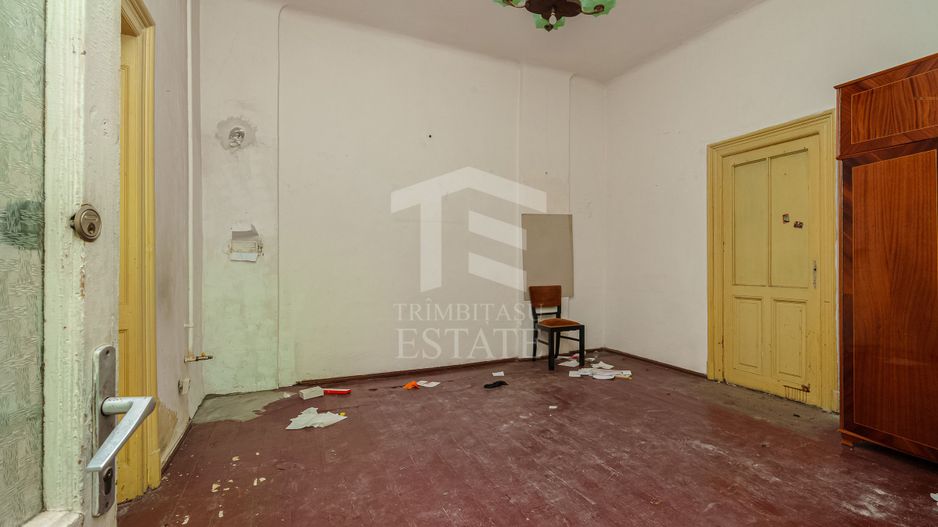 Piata Victoriei Mihalache stradal Corp Casa monument curte comuna - Poză 13