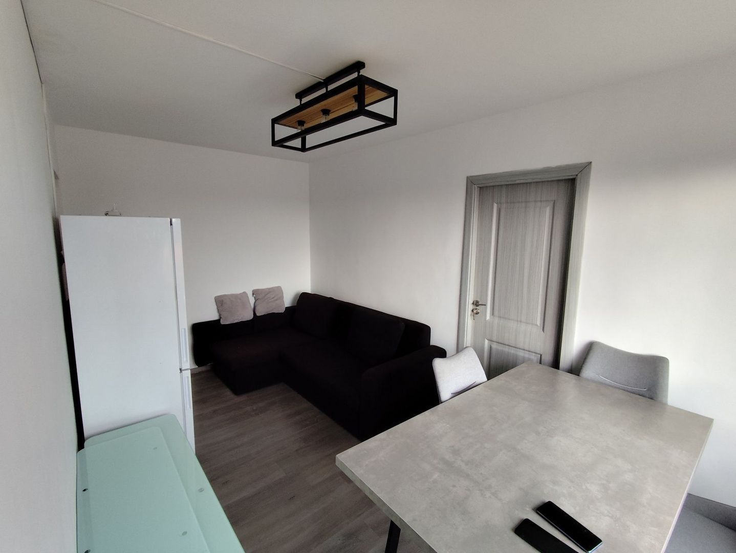 BRASADAS vinde Ap 2 Cam etaj 3/4 Solidarității. - Poză 2