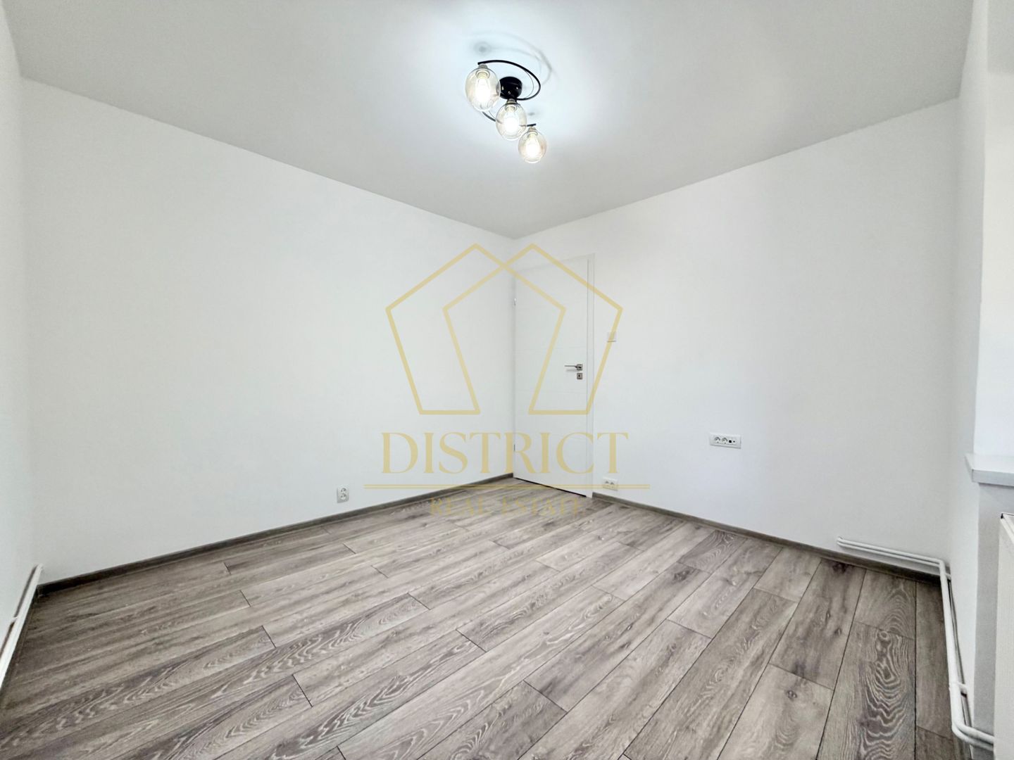 Apartament cu 3 camere decomandat la parter inalt, zona Girocului langa Lidl. - Poză 15