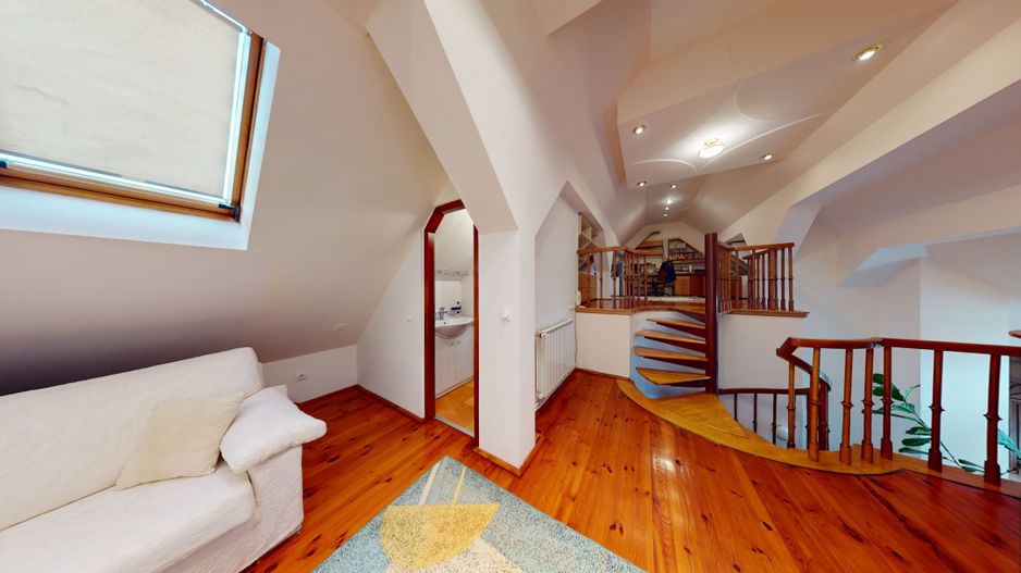 Casa individuala - 7 camere, 278 mp utili - Strand - Poză 25