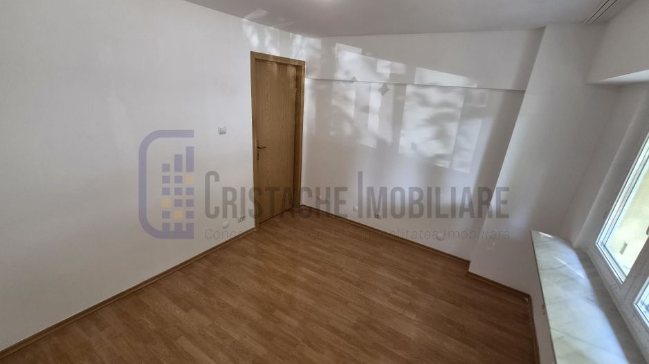 Spatiu birou | PARTER | 3 camere | 2 bai | Calea Calarasilor - Poză 4