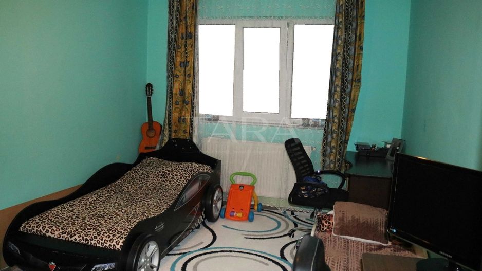 Locație liniștită și parcare proprie – apartament 3 camere Florești. - Poză 7