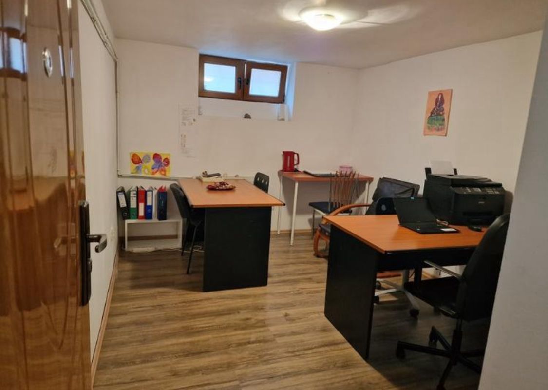 Oprtunitate| Casa 5 Camere de Vanzare | Clucerului- Domenii- - Poză 12