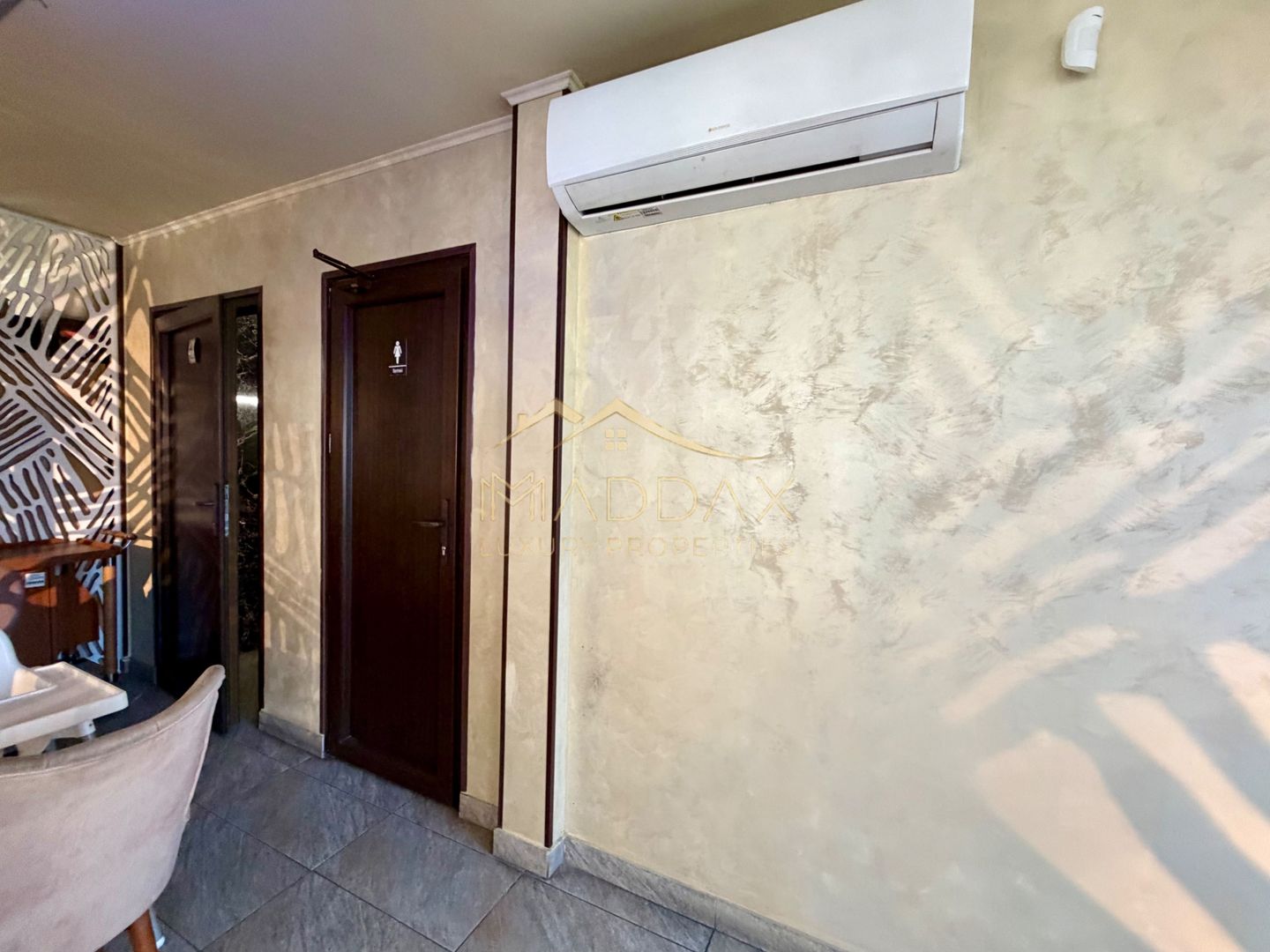 Spatiu Comercial  *731mp* / VAD stradal 31m / 19 locuri de parcare // Unirii - Poză 13