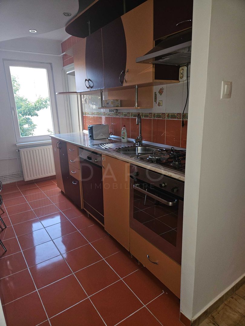Imobiliare inchiriere apartament 3 camere - Poză 6