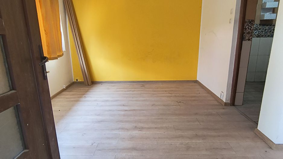 Casa P+M Com Vidra - Poză 11