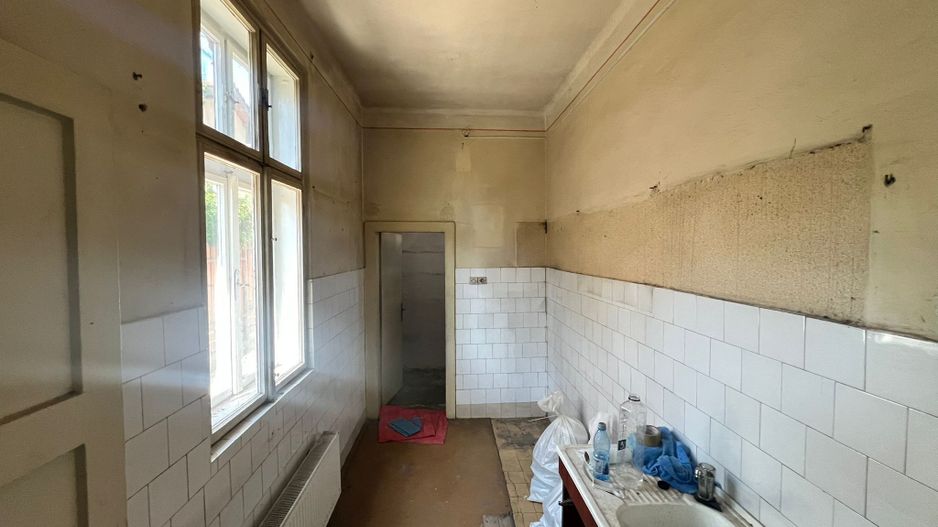 Casa renovabila | 100mp + 300mp curte individuala | Dambul Rotund - Poză 12