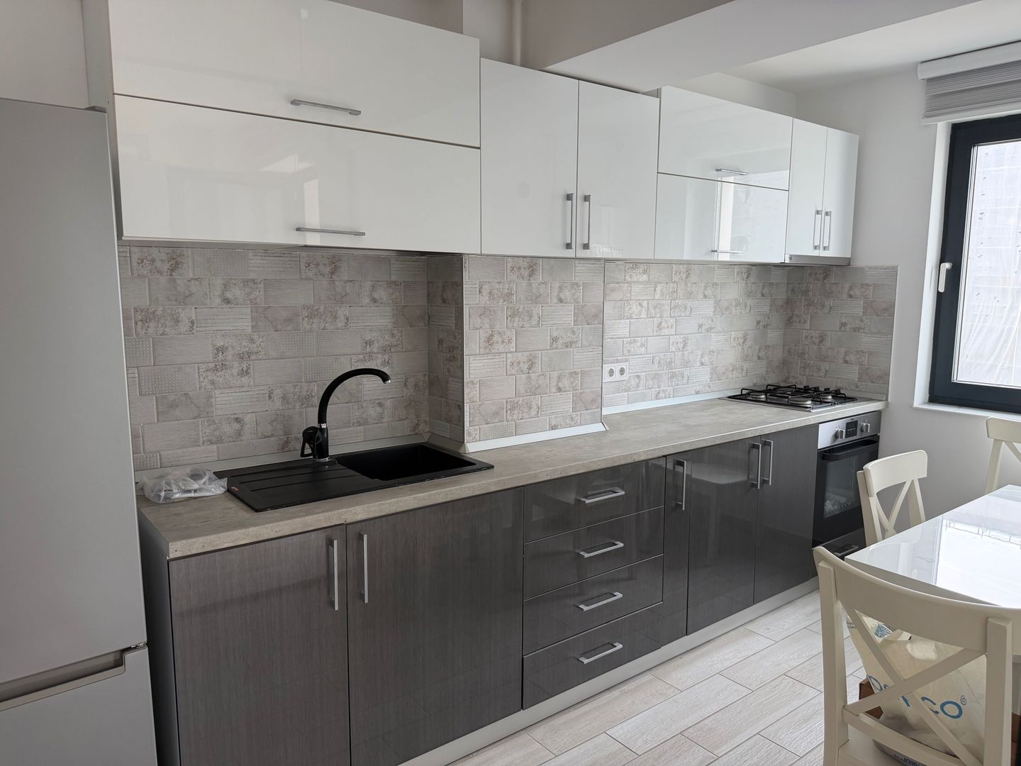 Apartament 2 camere de închiriat Timpuri Noi - Poză 4